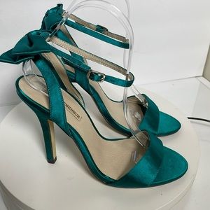 Essence menbur Women’s sandals size EU 38 according to shoes tables US Size 7.5